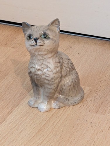Royal doulton cat - royal,