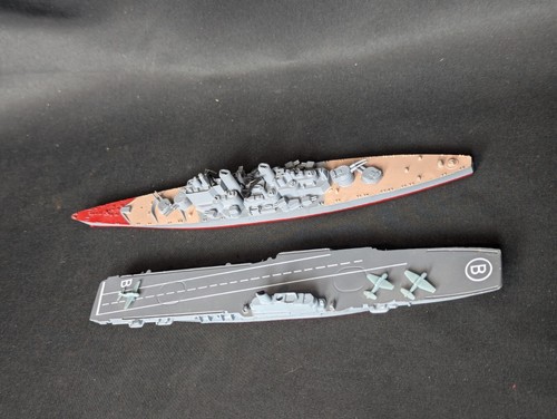 Triang minic ships bulwark - triang, 2