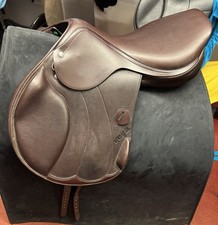 New Equipe Vega 17" Medium fit Brown Mono Flap Jump Saddle LESS THAN 1/2 PRICE