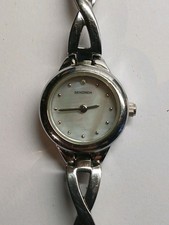 Ladies Vintage Sekonda Watch Working Battery In Used Condition
