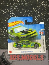 DODGE CHARGER SRT GREEN Hot Wheels 1:64 **COMBINE POSTAGE**