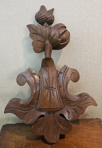 Large vtg relief wood carving - vtg,