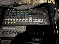 Yamaha EMX5 Mixer