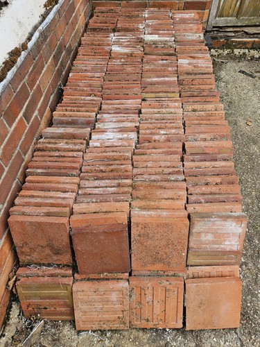 Reclaimed red clay - , 8"x8"