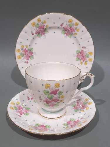 Royal grafton bone china - royal,