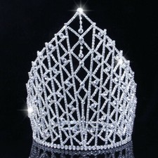 21cm Tall Large Queen Crystal