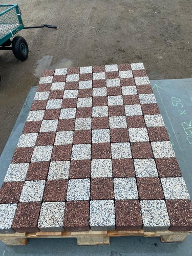 10m natural granite cobble set - 10m,