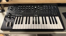 Moog Messenger, Monophonic, Analogue Synthesizer Keyboard with 32-Keys