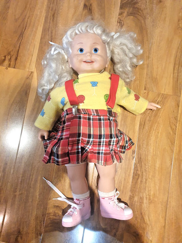 Cricket playmates doll - playmates, 26"