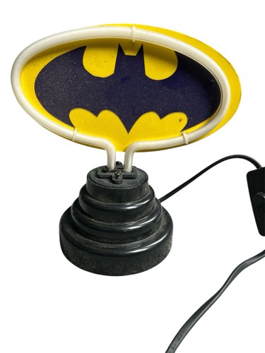 1999 batman vintage neon - 1999, table