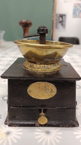 Cast iron coffee mill - mill, grinder
