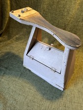 Vintage 40’s ‘Homeshine Compactum”Shoe Cleaning Box -A Temple Product PROP W279