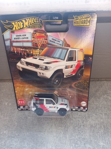 Hot wheels premium boulevard - premium,