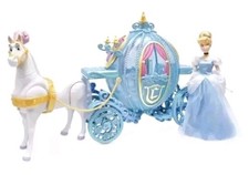 Disney Store Princess Cinderella Classic Doll Deluxe Set Horse carriage New 2022