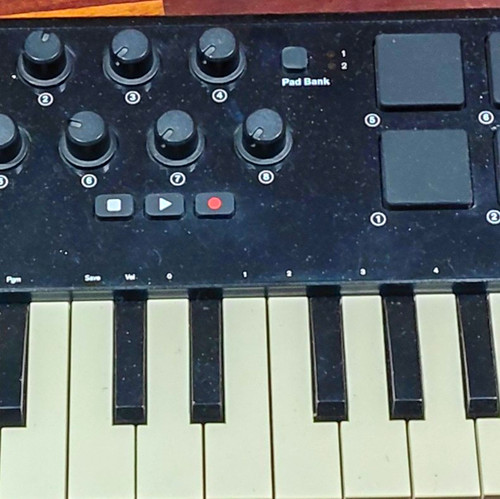 Audio axiom air 32 key - axiom, 32-key