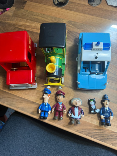 Postman pat vehicle bundle - postman,