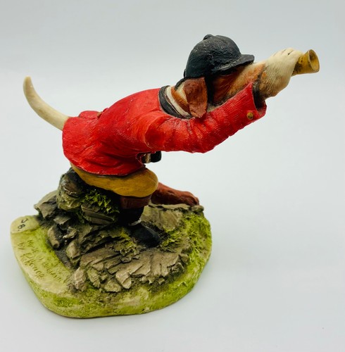 Vintage figurine robert - by,