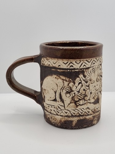 Quantock design pottery lion - quantock,