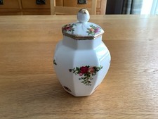 ROYAL ALBERT OLD COUNTRY ROSES