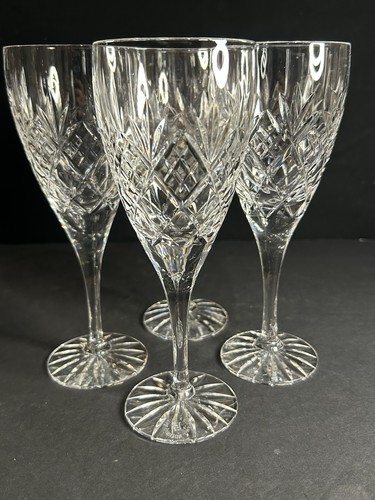 Royal doulton elizabeth - royal,