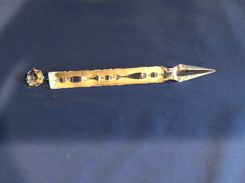 Antique cut glass - cut, bottom