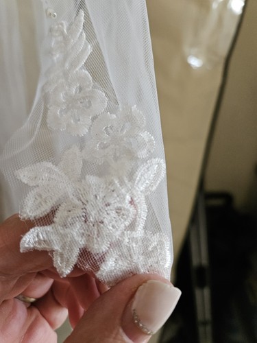 Veil for wedding - a,