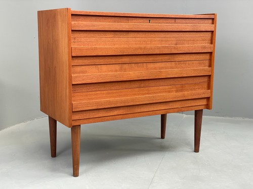 Vintage chest drawers by - vintage, of