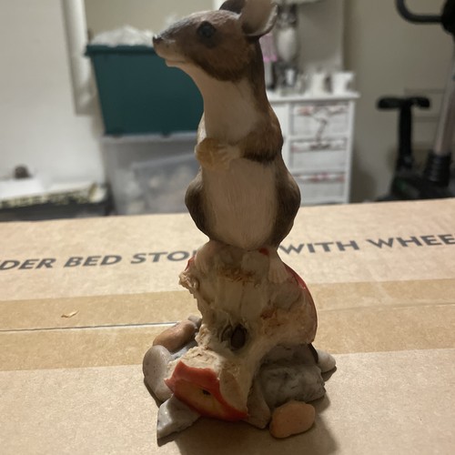 Border fine arts mouse - border, on