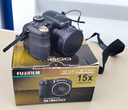 Fujifilm finepix s1600 - fujifilm,