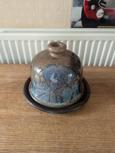 Diana worthy cheese dome crich - worthy,