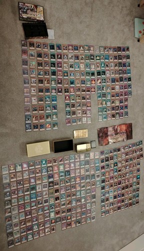 Yugi legendary hero - legendary, decks