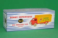 Dinky Toys 923 Big Bedford Van