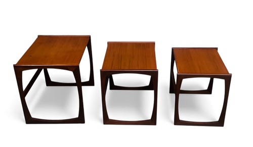 Plan teak nest tables mid - teak,