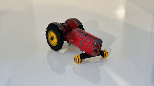 Dinky toys 300 - toys, massey