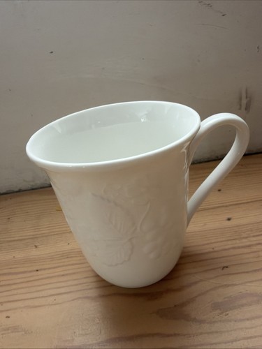Wedgwood strawberry vine - wedgwood,