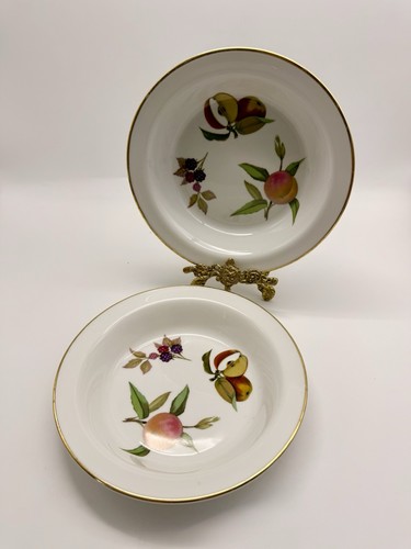 Royal worcester evesham rimmed - worcester,