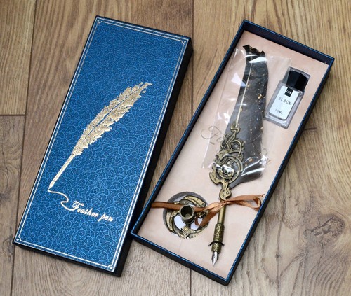 Vintage feather pen - feather,