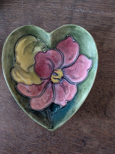 Vintage moorcroft columbine - moorcroft,