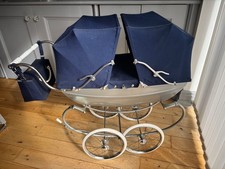 1960s Silver Cross twin coach