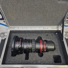 Angenieux Optimo 15-40mm T2.6