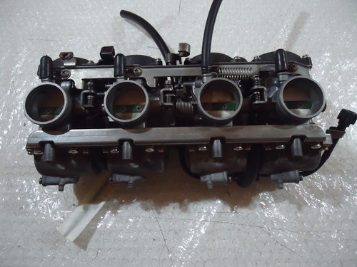Kawasaki gpz1000rx carbs - kawasaki,