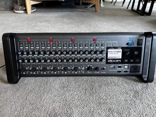 Zoom livetrak 20r channel - livetrak, 20-channel