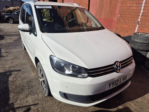Breaking touran 2012 - vw, mpv