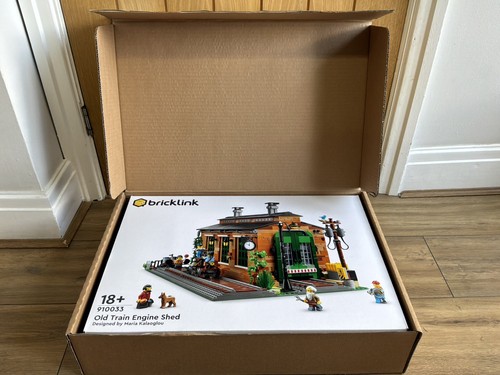 Lego 910033 old train engine - lego,