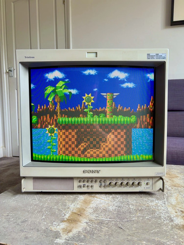 Sony trinitron pvm 20m2mde - trinitron, pvm-20m2mde