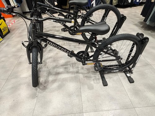 Black cycle - black,