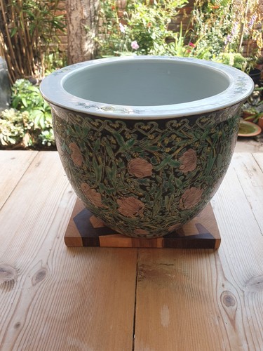 Porcelain jardiniere famillie - jardiniere,
