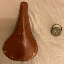 Brooks bicycle saddle B17