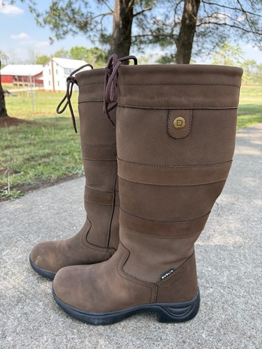 Dublin river women horse - river, women's