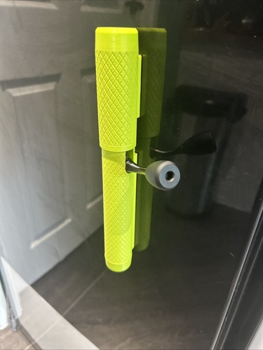 Magnetic rifle bolt holder - bolt,